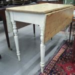 722 3074 DROP-LEAF TABLE